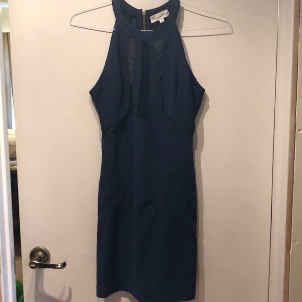 Bodycon dress with chest cutout
